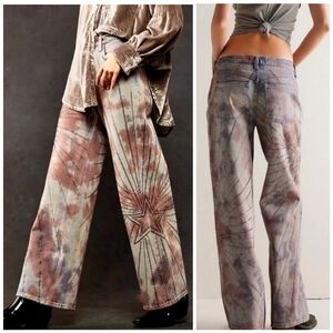 NWOT Free People Aurora Mid Rise Flare Embellished Star Patriotic Jeans Size 29
